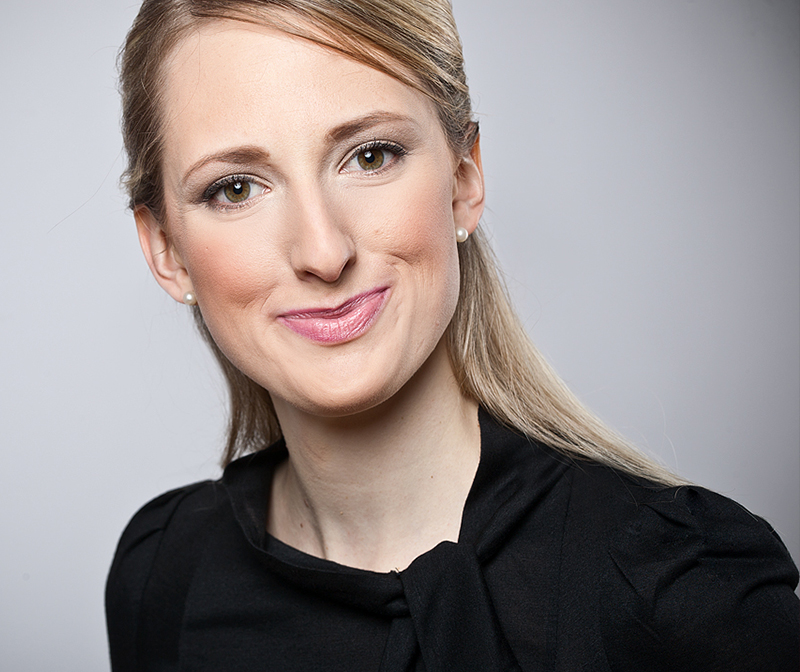 Dr. Katharina Lüttmann Dr. Katharina Lüttmann