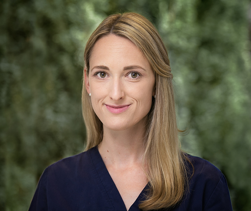 Dr. Katharina Lüttmann Dr. Katharina Lüttmann